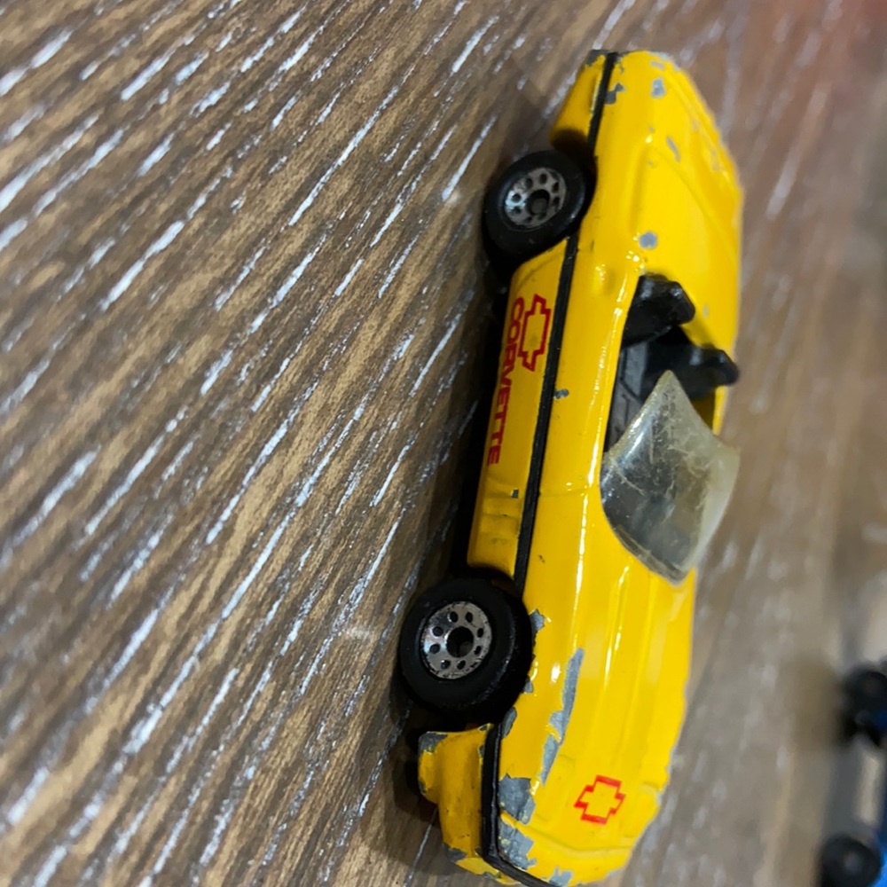 matchbox vintage 1987 corvette car